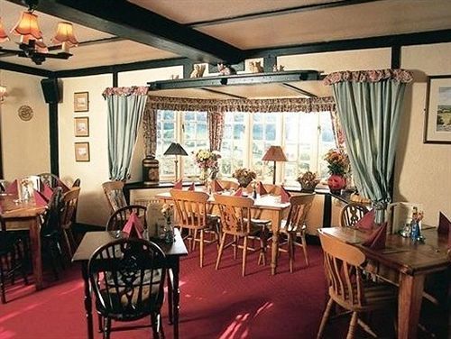 Llanferres The Druid Inn מראה חיצוני תמונה
