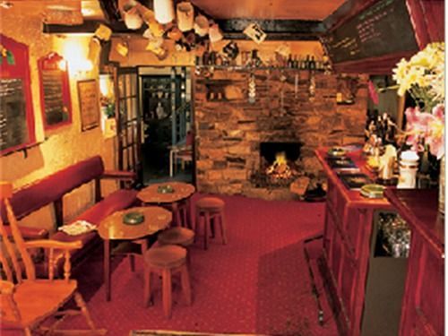 Llanferres The Druid Inn מראה חיצוני תמונה